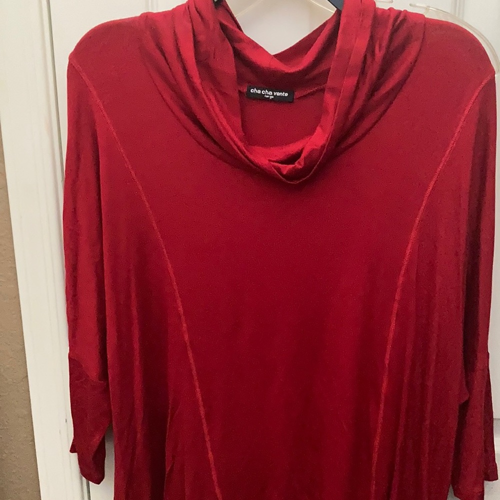 FINAL MARKDOWN Cha cha vente draped neck top large